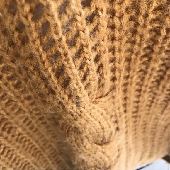 UNIF x Urban Outfitters Mustard Cableknit Sweater - Picture 14 of 15